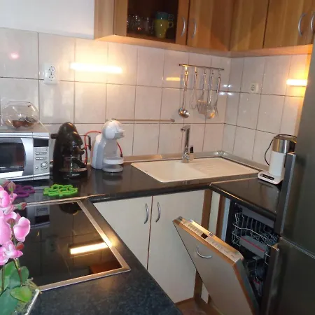 Apartment I & S *
