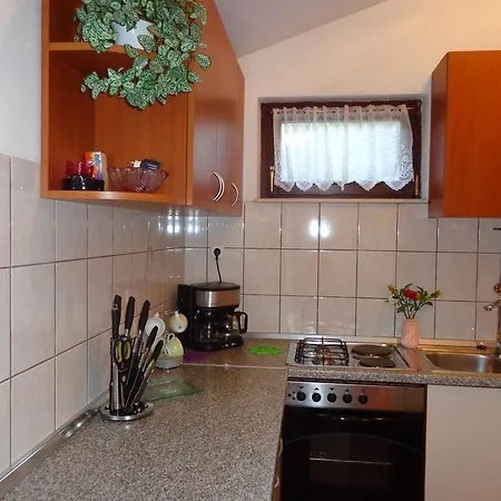 I & S Apartment